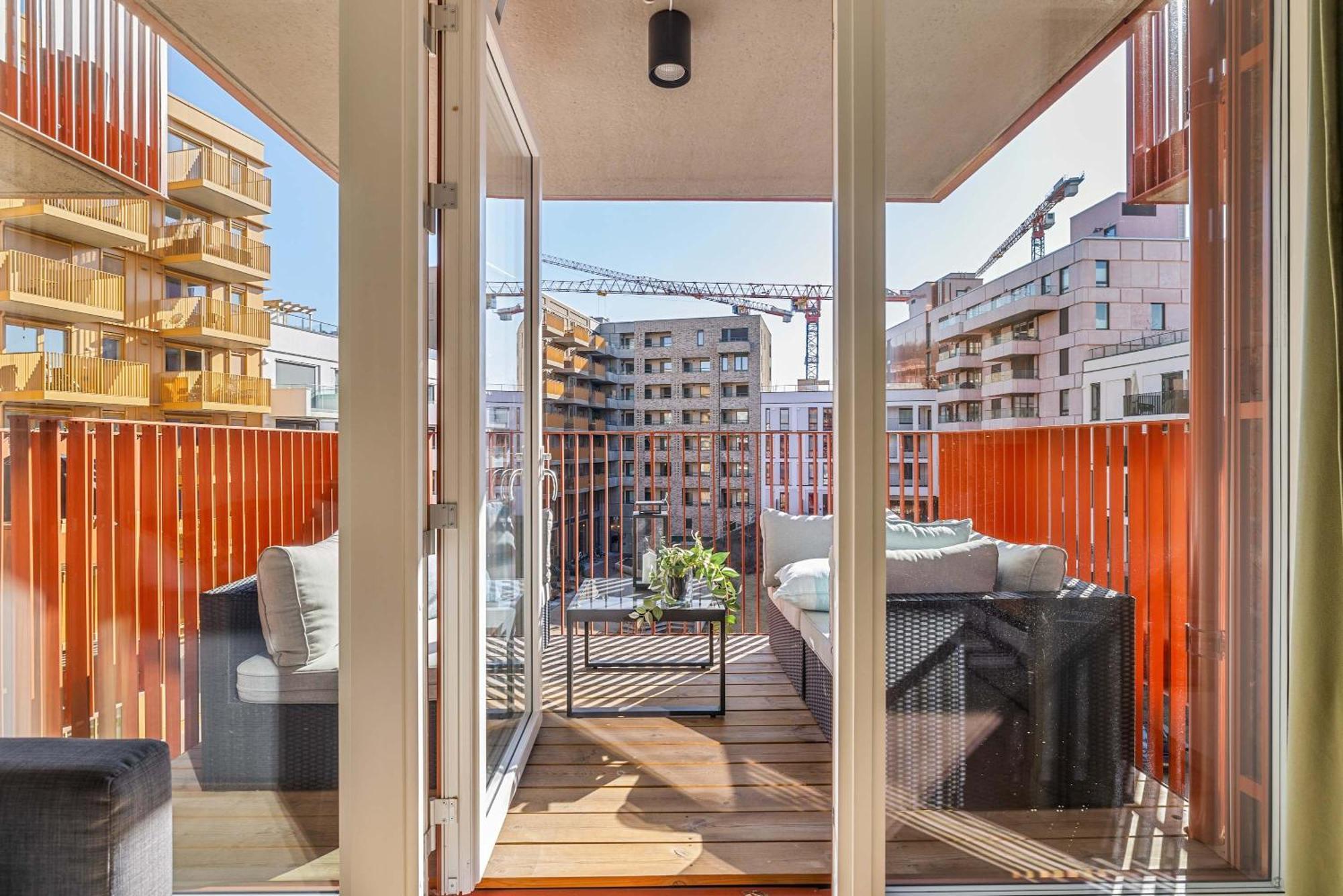 Dinbnb L Luxury I Two Balconies I New Build I Pets Welcome *